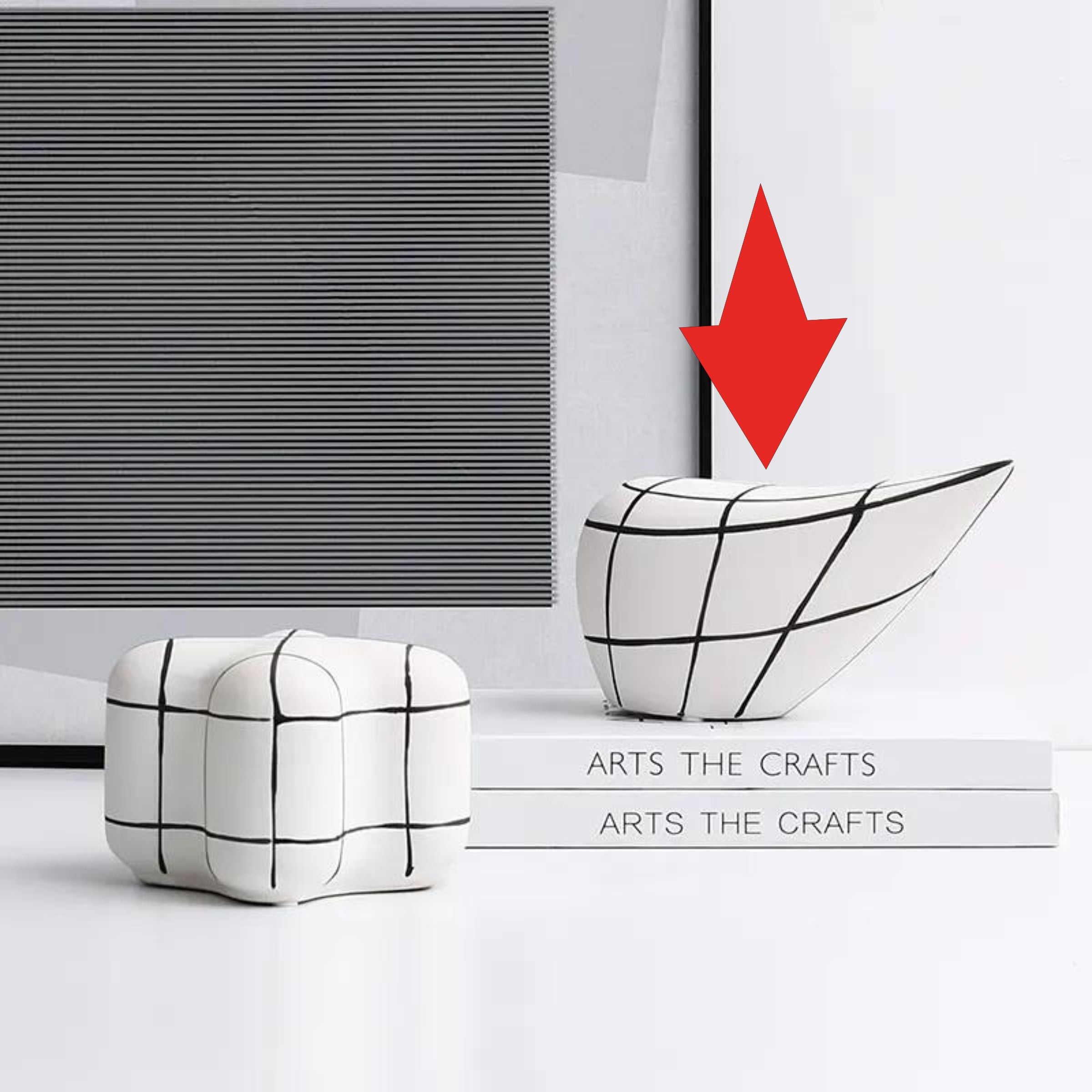 White Line Geometry Ornament-A Fa-D21098A -  Home Decor Figurines - ebarza Furniture UAE | Shop Modern Furniture in Abu Dhabi & Dubai - مفروشات ايبازرا في الامارات | تسوق اثاث عصري وديكورات مميزة في دبي وابوظبي